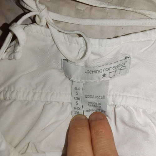 Dress, salopette and bermuda dress used, pack for 6 euros