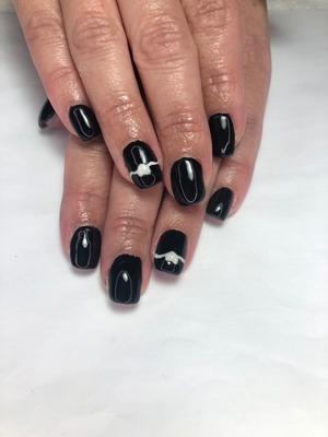 Press On Nails χειροποίητα καινούργια σε σχήμα και χρώμα επιλογής