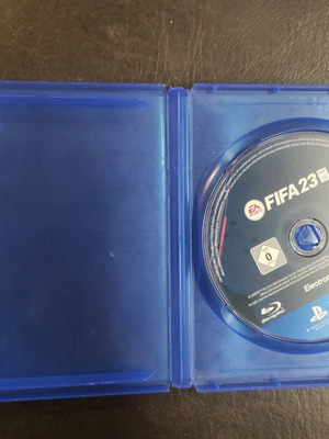 Playstation 4 FIFA 23 used