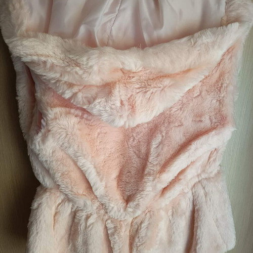 Be You women's pink soft fur vest like new size M/L