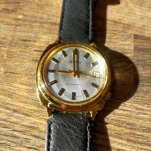 Mechanic wristwatch