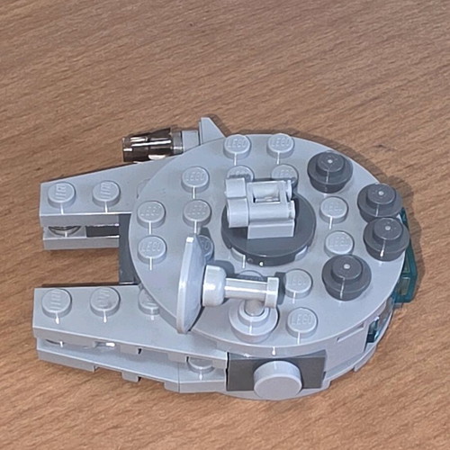 LEGO Star Wars Millennium Falcon 911607 like new