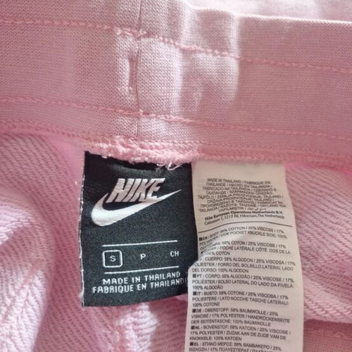 Nike Unisex Shorts like new, faded pink