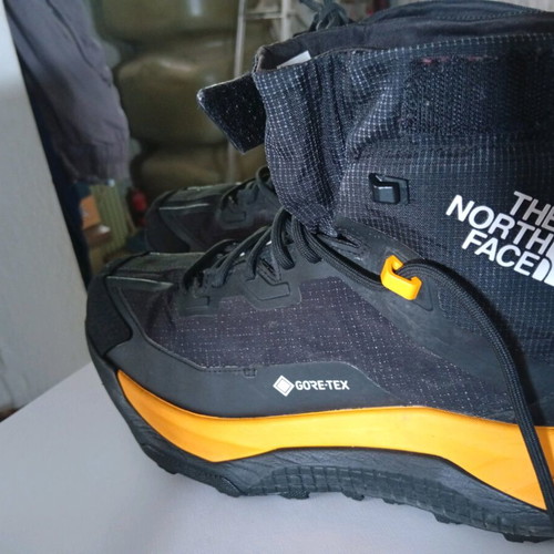 The North Face Summit Fastpack GTX hiking boots, black/yellow, size 44
