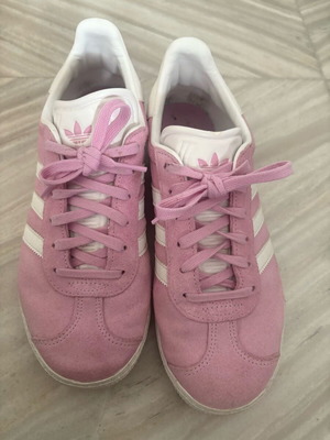 Adidas Gazelle 38.5 pink like new