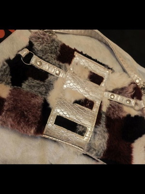 Fur handbag used, multicolor, zipper pull broken