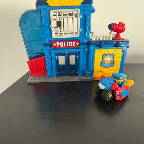 Mega SuperZings Pack with Police Station, Danger Gang Tin & 60+ Figures like new