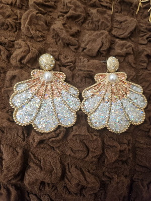 Zara shell earrings new, multicolor