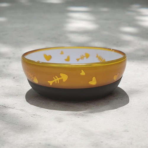Cat and dog bowl with non-slip base new