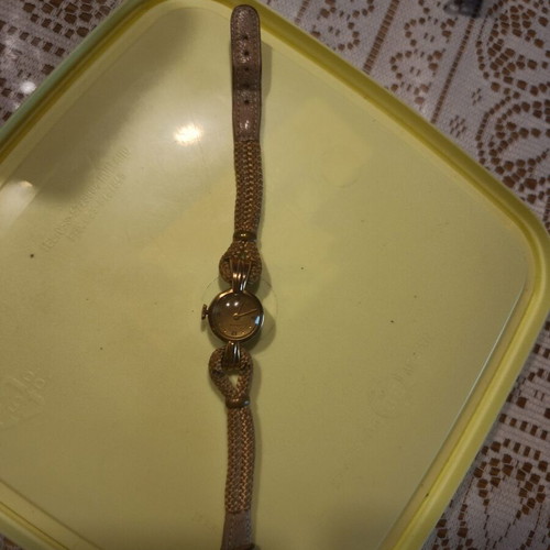 INVAR Swiss Made Ladies Mechanical Watch, 17 Jewels, Vintage