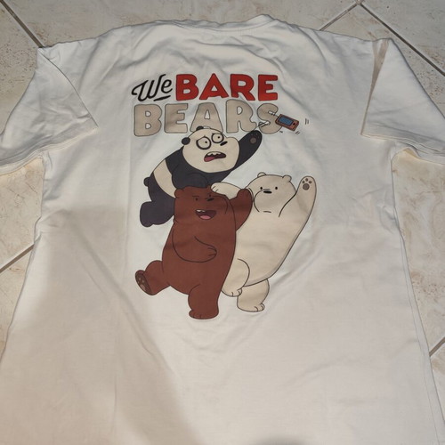 White short-sleeve T-shirt with figures size S like new