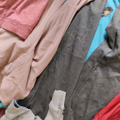 Children's clothes 7-9 years like new, pack of 14 pieces