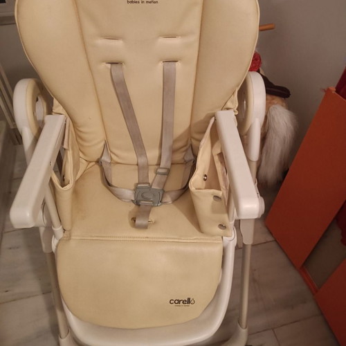 Adjustable baby high chair used with leatherette seat and metal frame