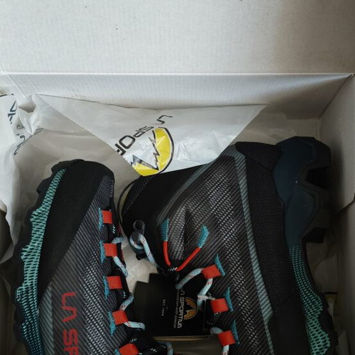 La Sportiva Aequilibrium Hike GTX women's hiking shoes size 40