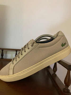 Αθλητικά παπούτσια Lacoste, νούμερο 44, μπεζ