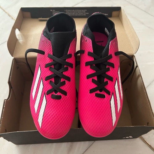 Adidas football shoes new, size 34, pink and black
