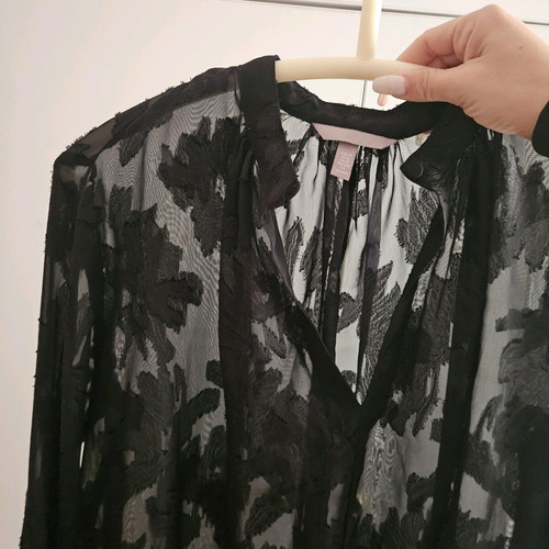 Black transparent H&M shirt size XS like new