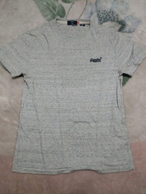 Superdry men's T shirt size M like new, black and white