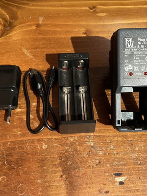 Battery chargers used, Xtar for Li-po and Ni-MH AA batteries