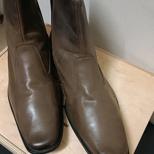 Men's brown leather boots new No 44 Italian made