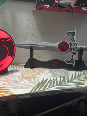 Ξίφος των Οιωνών Thundercats καινούργιο με επιλογή βάσης επίδειξης