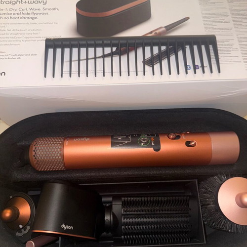 Dyson Airwrap Id hair styler like new