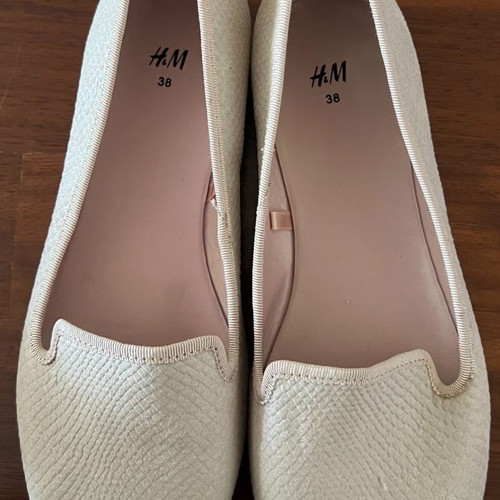 Μπαλαρίνα H&M μπεζ καινούργια, μέγεθος 38