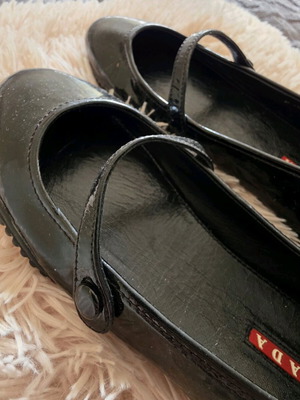 Prada patent leather ballerinas as new