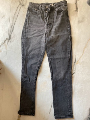 Μαύρο τζιν H&M μεταχειρισμένο, μέγεθος S 36 8