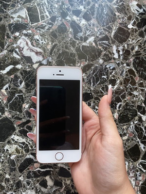 iPhone SE 1ης γενιάς 32GB σαν καινούργιο, ροζ