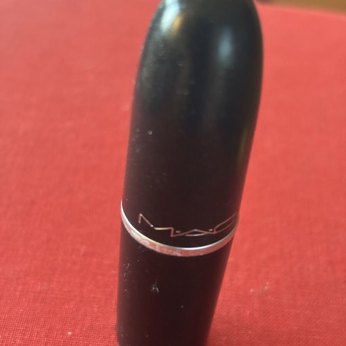 Mac 702 Dangerous Retro Matte lipstick coral red, like new