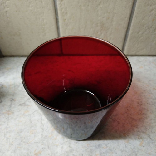 Red glass new, can also be used as a tealight holder