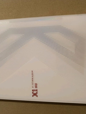 X1 1st mini album σαν καινούργιο, kpop album