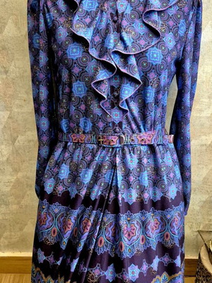 Zara boho dress like new, multicolored with pockets and belt