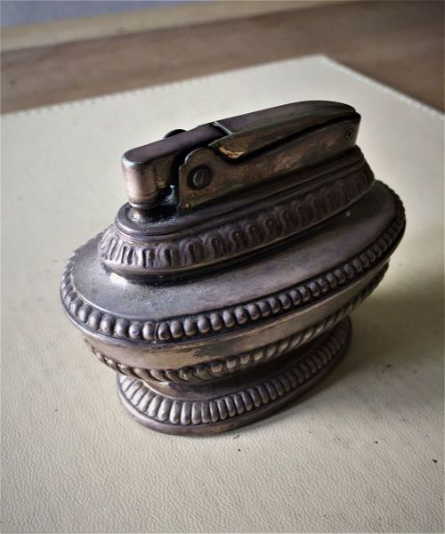  SILVER Vintage Mid Century Queen Anne Ronson Desk Lighter