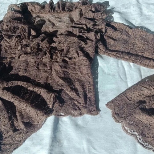 Vintage crop top brown lace with bell sleeve like new, one size