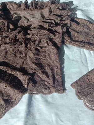Vintage crop top brown lace with bell sleeve like new, one size