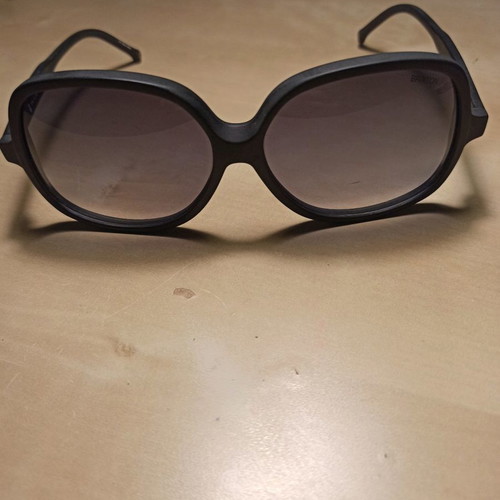 Brixton women's sunglasses used, square matte black, 100% UV protection