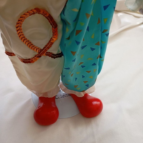 Porcelain doll Chester the Jester 40 cm used, Heritage Mint Ltd