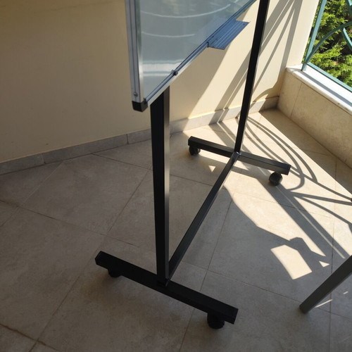 Marker board rotating with aluminum frame and wheels, like new