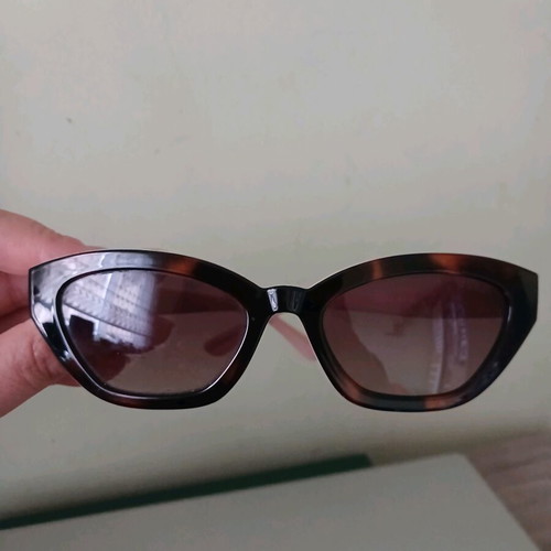 Guess sunglasses like new, brown