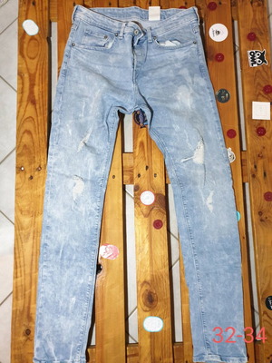Light blue jean used, skinny fit, size 32-34