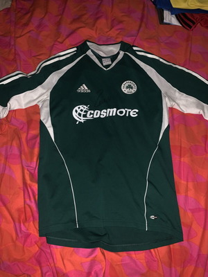 Panathinaikos Football Jersey 2008 signed by Carlos Zeka new, collectible