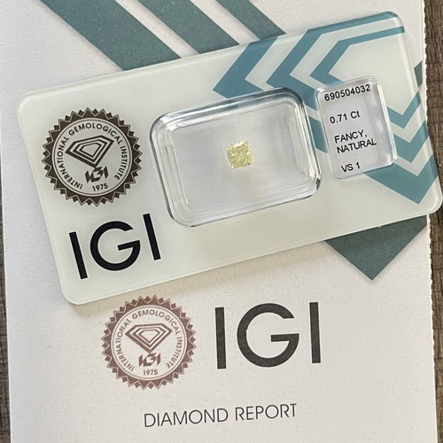 Natural Fancy Light Yellow Diamond 0.71ct VS1 IGI Certified