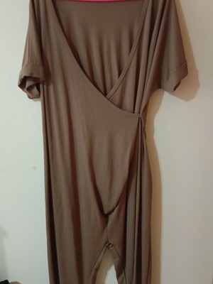 Owtwo One-Piece Jumpsuit like new, size M