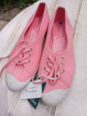 Πάνινα γυναικεία παπούτσια Lacoste μπαλαρίνες νούμερο 37 ροζ καινούργια