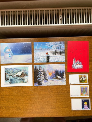 Christmas cards new, pack of 8, mouth and foot painting group