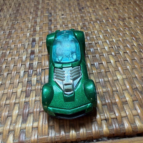 Hot Wheels Roadbeasts Ballistik green diecast toy car used