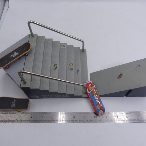 Tech Deck Tony Hawk Foundation Skate Park Stairs Rail Ramp 3 Fingerboards used