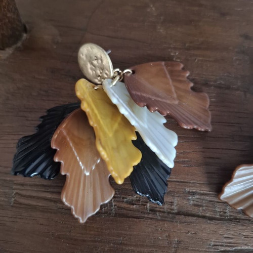 Bizermani earrings new, brown and yellow tones